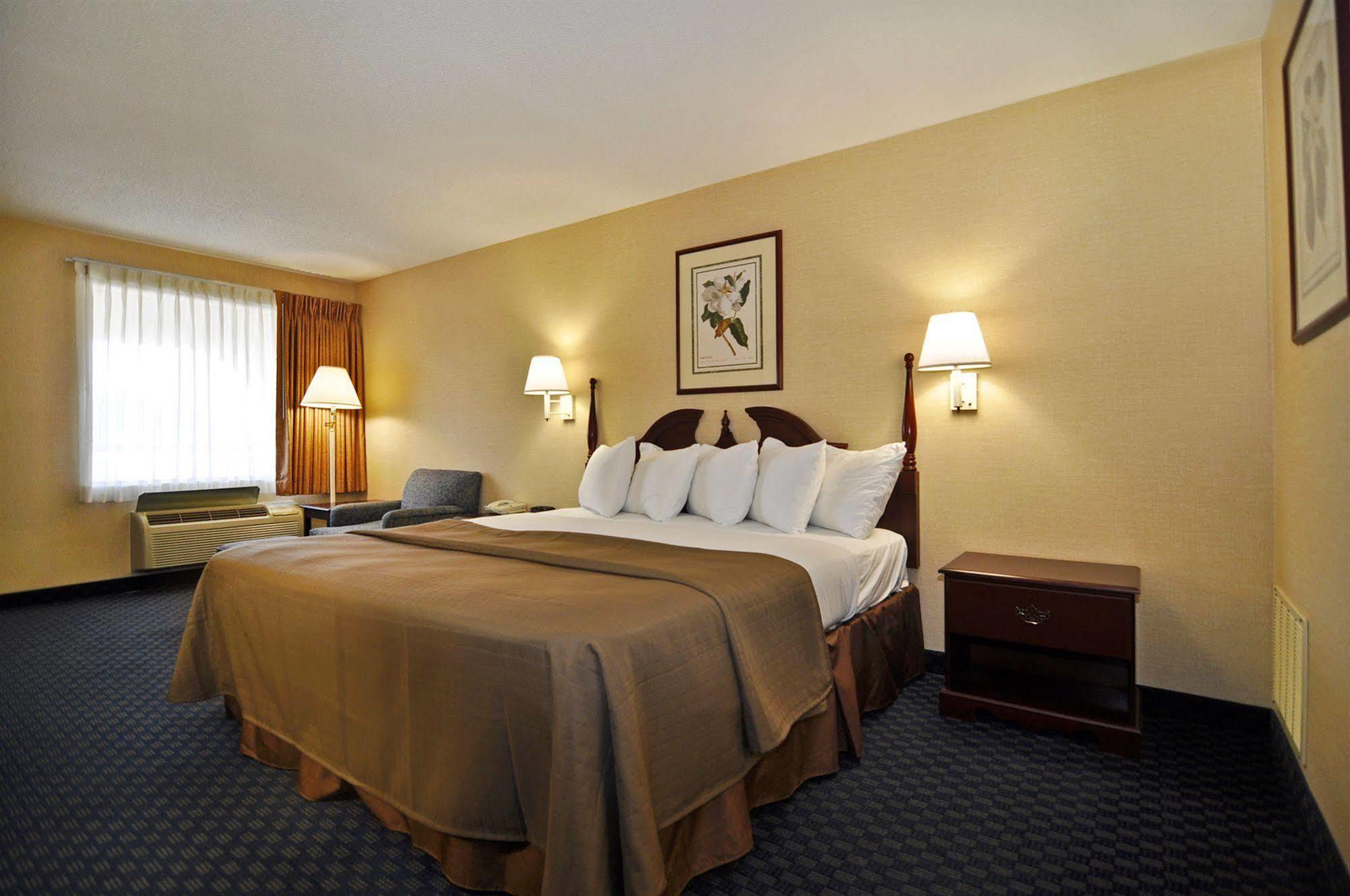 Quality Inn Ashburn Εξωτερικό φωτογραφία